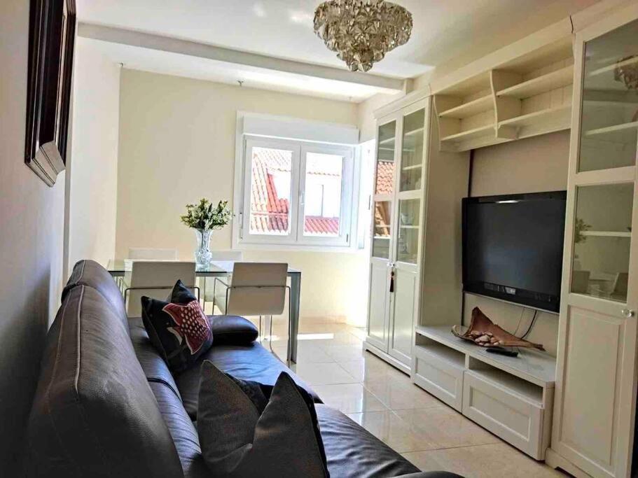 Apartamento As Tres Pitas Apartment บียานูเอบา เด อาโรซา ภายนอก รูปภาพ