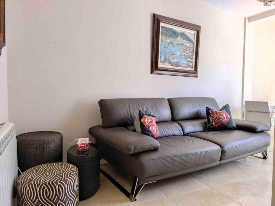 Apartamento As Tres Pitas Apartment บียานูเอบา เด อาโรซา ภายนอก รูปภาพ